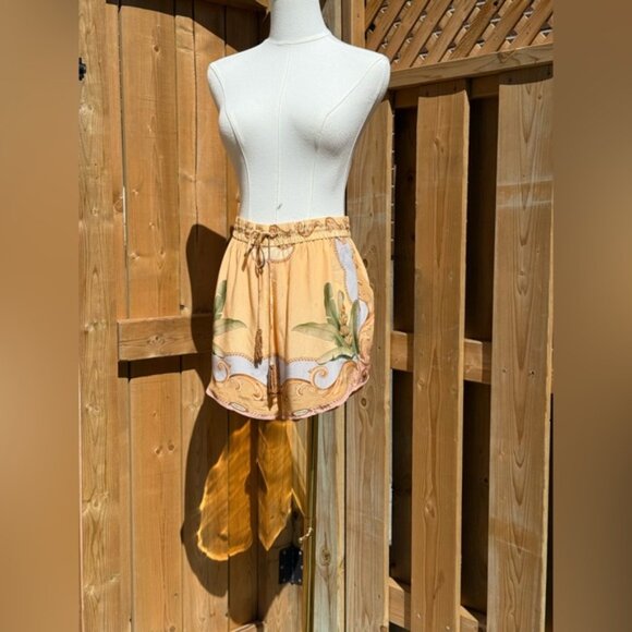 🆕 FARM Rio 🧿 NWOT Multicolor Banana Royalty Kaleidoscope Shorts, Sz L - Picture 3 of 16